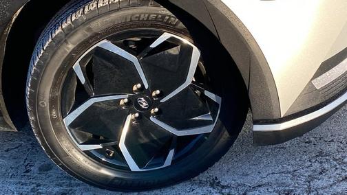 2023 Hyundai IONIQ 5 SEL