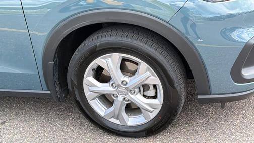 Pearl 2024 Honda HR-V LX