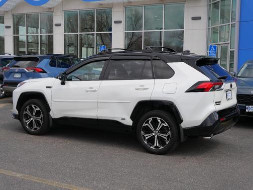 2022 Toyota RAV4 Prime XSE
