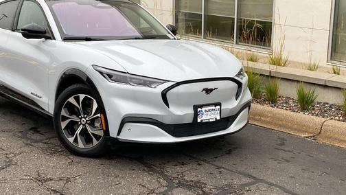 2022 Ford Mustang Mach-E Premium