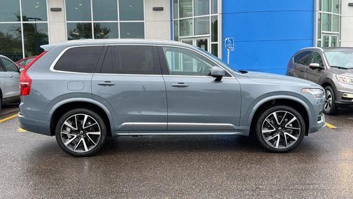 Silver 2023 Volvo XC90 B5 Plus