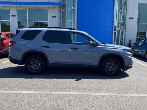 2023 Honda Pilot TrailSport