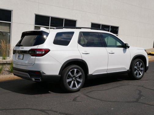 2025 Honda Pilot Elite