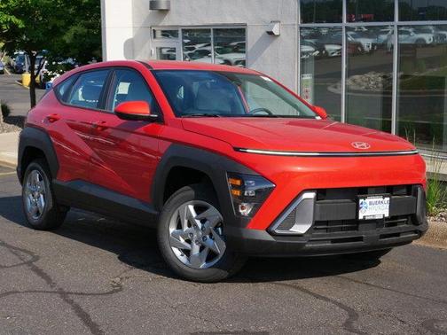 2025 Hyundai KONA SE