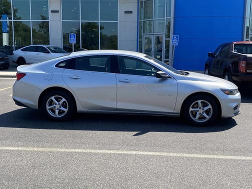 2017 Chevrolet Malibu 1LS