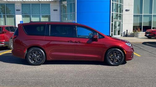 2021 Chrysler Pacifica Hybrid Touring L