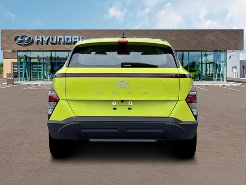 2026 Hyundai KONA SE