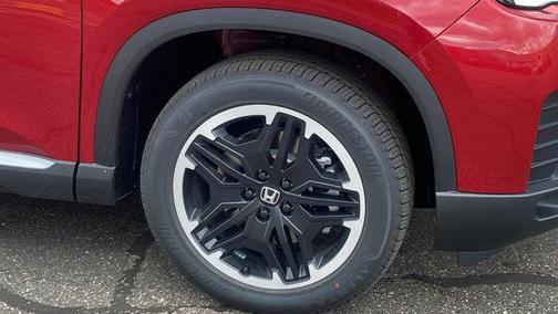 Radiant Red Metallic II 2026 Honda Pilot Sport