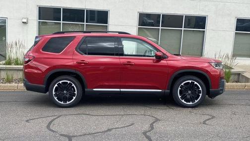 Radiant Red Metallic II 2026 Honda Pilot Sport