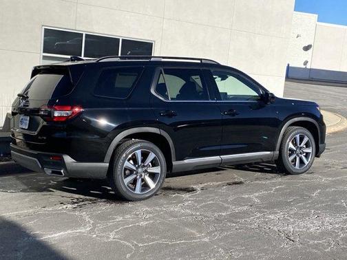 2025 Honda Pilot Elite