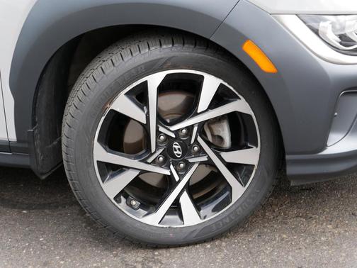 2023 Hyundai KONA Limited