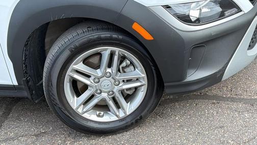 2023 Hyundai KONA SE