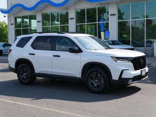 2025 Honda Pilot TrailSport