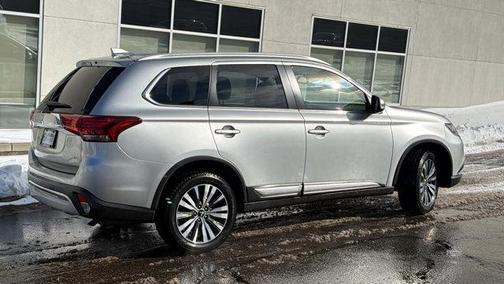 2020 Mitsubishi Outlander SEL