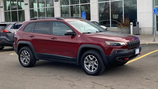 Velvet Red Pearlcoat 2020 Jeep Cherokee Trailhawk