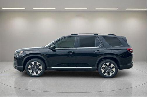 Crystal Black 2026 Honda Pilot Touring