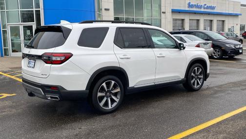 2023 Honda Pilot Elite