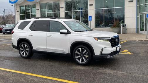 2023 Honda Pilot Elite