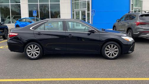 2016 Toyota Camry XLE