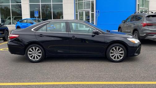 2016 Toyota Camry XLE