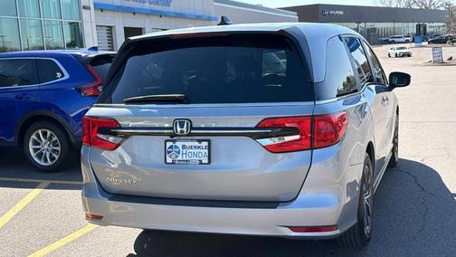 Lunar Silver Metallic 2024 Honda Odyssey EX-L