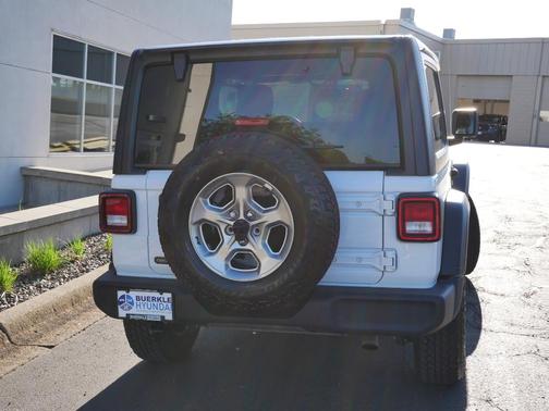 2021 Jeep Wrangler Sport