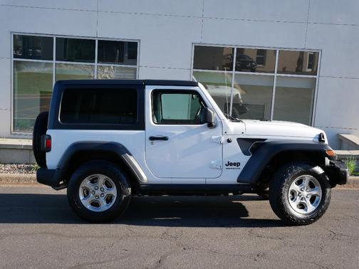 2021 Jeep Wrangler Sport