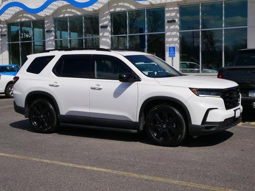 2025 Honda Pilot Black Edition