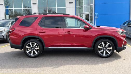 Radiant Red Metallic II 2025 Honda Pilot Touring