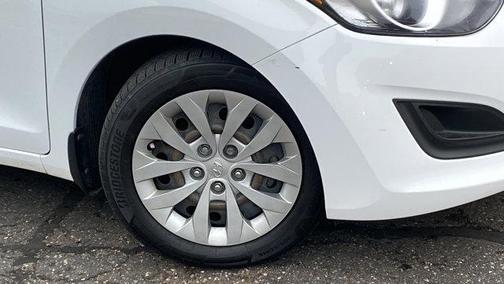 2016 Hyundai Elantra GT Base