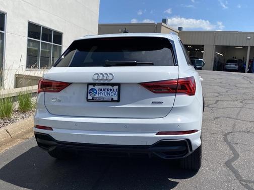 2021 Audi Q3 45 S line Premium