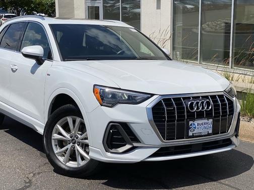 2021 Audi Q3 45 S line Premium