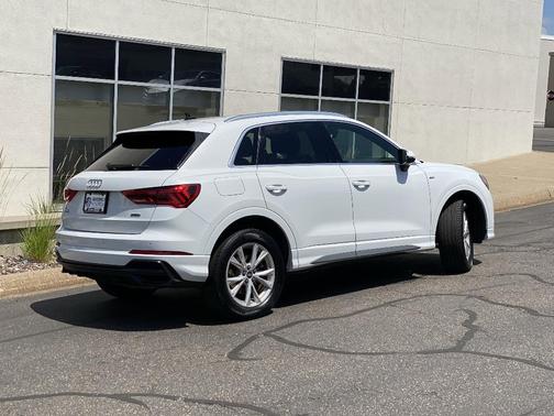 2021 Audi Q3 45 S line Premium
