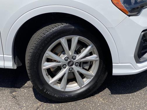 2021 Audi Q3 45 S line Premium