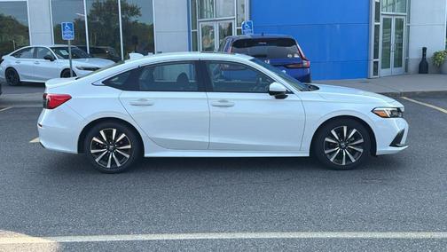 Platinum White Pearl 2024 Honda Civic EX