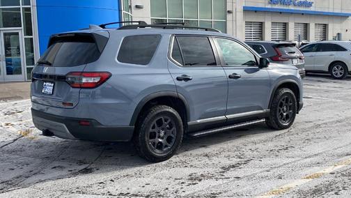 2025 Honda Pilot TrailSport