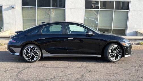 Onyx Black 2024 Hyundai IONIQ 6 SEL