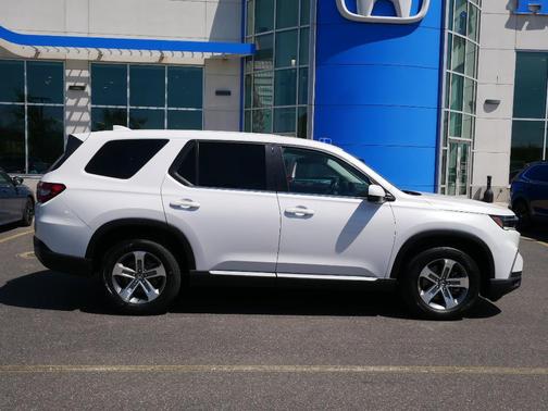 2023 Honda Pilot EX-L 7-Passenger