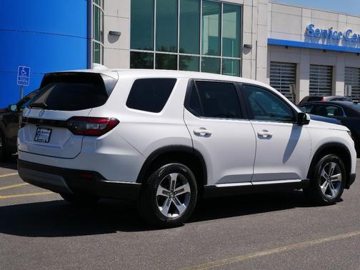2023 Honda Pilot EX-L 7-Passenger