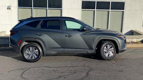 2024 Hyundai TUCSON Hybrid Blue