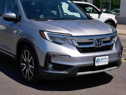 2022 Honda Pilot Touring 7-Passenger
