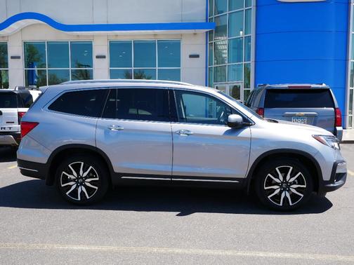 2022 Honda Pilot Touring 7-Passenger