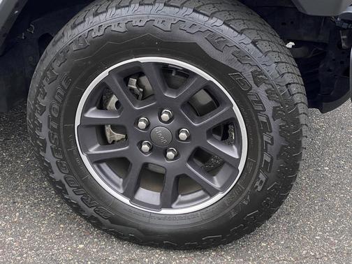 2022 Jeep Gladiator Overland
