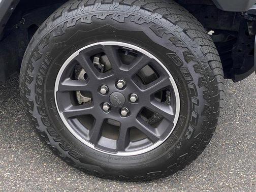 2022 Jeep Gladiator Overland