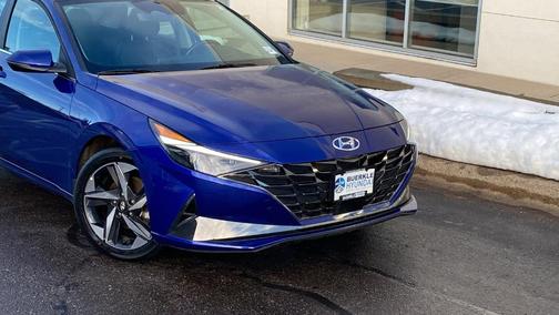 2022 Hyundai ELANTRA Limited