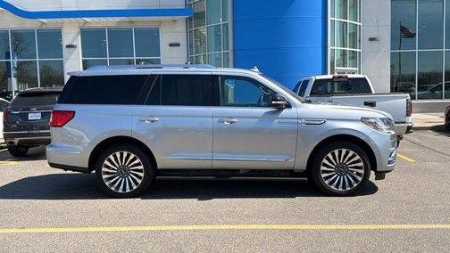 Silver Radiance 2020 Lincoln Navigator Reserve