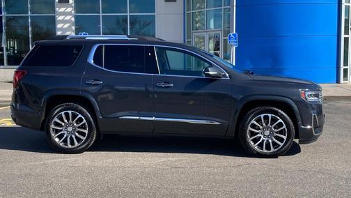 2021 GMC Acadia Denali
