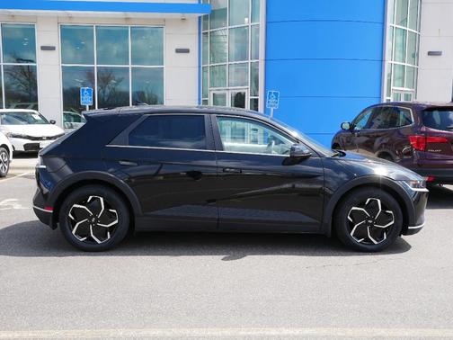 2022 Hyundai IONIQ 5 SEL