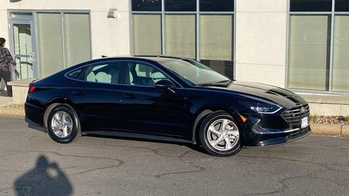 2023 Hyundai SONATA SE