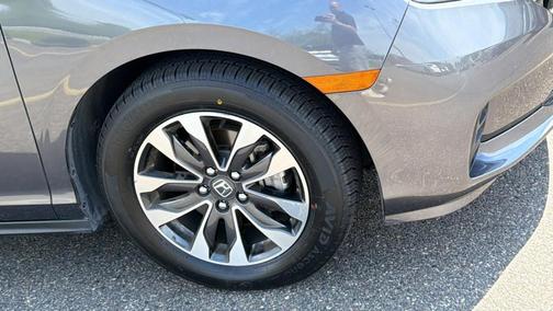 Modern Steel Metallic 2024 Honda Odyssey EX-L